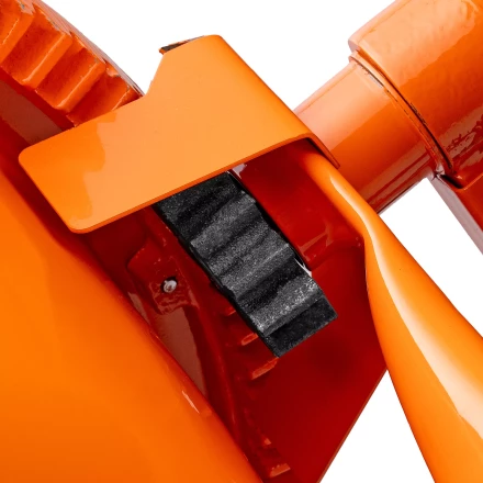 Бетоносмеситель Сибртех БСЕ-160 95478, 160 л, 700 Вт купить в Нижневартовске