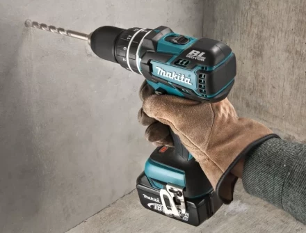 Дрель-шуруповерт аккумуляторная Makita DHP480RME купить в Нижневартовске