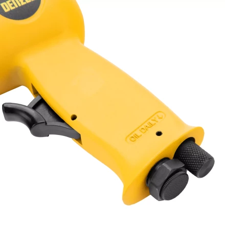 Пневматический молоток Denzel НР4500 + набор насадок, 113 л/мин, 4500 уд/мин 57468 купить в Нижневартовске