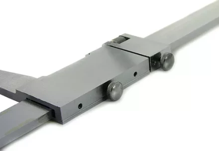 Штангенциркуль ШЦ 3-3000 (0.05) купить в Нижневартовске