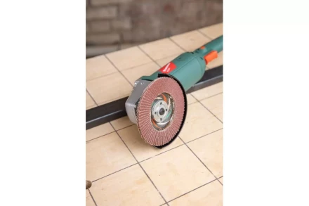 Круг Лепестковый Торцевой (КЛТ) HAMMER КЛТ 1 Ф125х22 Р60 213-025 купить в Нижневартовске