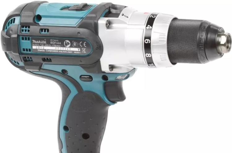 Аккумуляторная дрель-шуруповерт DDF 444 RFE Makita купить в Нижневартовске