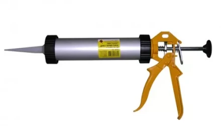Пистолет для герметика закрытый Энкор 56354 купить в Нижневартовске