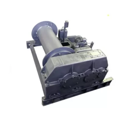 Лебедка тяговая ТЭЛ-10 г/п 10000 кг Н-300 м (без каната) 114106 купить в Нижневартовске