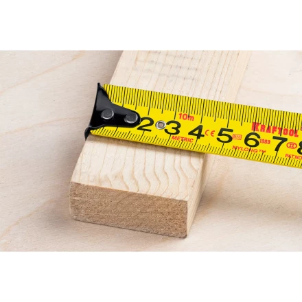 Рулетка с ударостойким обрезиненным корпусом 34122-10 купить в Нижневартовске