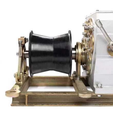 Лебедка тяговая автономная КВТ ЛТА-5 с бензиновым приводом, 5 т (88397) купить в Нижневартовске