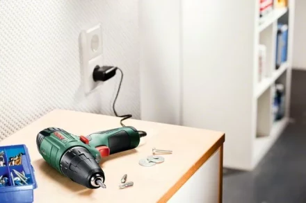 Аккумуляторная дрель BOSCH PSR 1080 LI 1 аккумулятор (0.603.9A2.020) купить в Нижневартовске