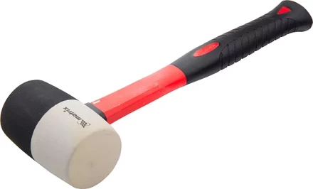 Киянка резиновая, 450 г, черно-белая резина, фибергласовая рукоятка MATRIX 11171 купить в Нижневартовске