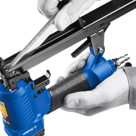 ЗУБР 53F-22, пневматический степлер для скоб 20Ga, тип 53F (10-22 мм), Профессионал (31935) купить в Нижневартовске