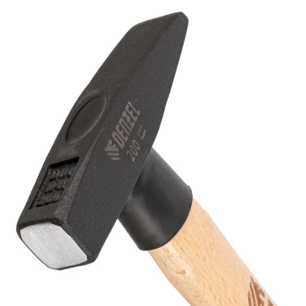 Молоток слесарный, 200 г Denzel, кованый квадратный боек, буковая рукоятка, 10426 купить в Нижневартовске