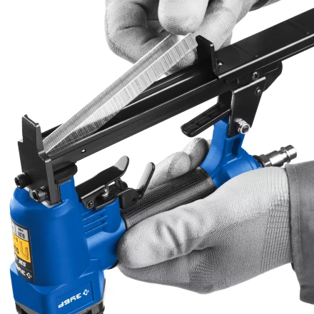 ЗУБР 53F-13, пневматический степлер для скоб 20Ga, тип 53F (6-13 мм), Профессионал (31934) купить в Нижневартовске