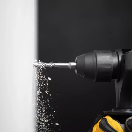 Бур по бетону Denzel, 6 x 110 мм, двойная спираль, три пылеотводящие кромки, 705005 купить в Нижневартовске