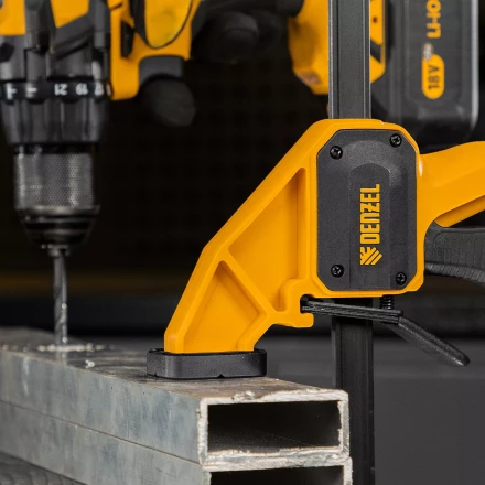 Струбцина F-образная Denzel 20507, быстрозажимная, 450 х 80 мм, усиленный нейлоновый корпус купить в Нижневартовске