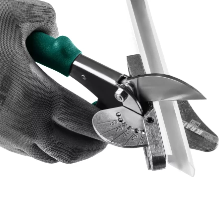 Угловые ножницы для пластмассовых и резиновых профилей KRAFTOOL 23372 купить в Нижневартовске