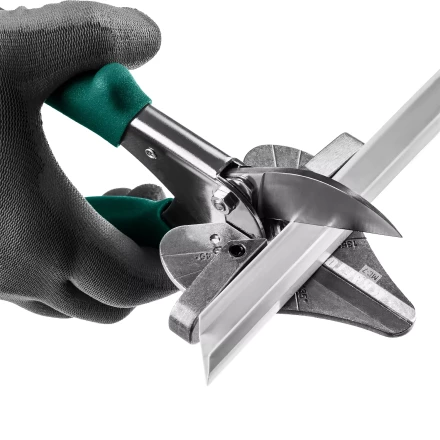 Угловые ножницы для пластмассовых и резиновых профилей KRAFTOOL 23372 купить в Нижневартовске