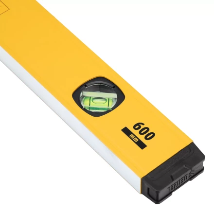 Уровень алюминиевый Denzel 33691, магнит, фрезерованный, 3 глазка (1 зеркал.), 0,5 мм/м, 600 мм купить в Нижневартовске