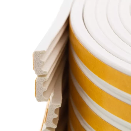 Уплотнитель резиновый, 24 м, профиль "E", белый Сибртех 88905 купить в Нижневартовске