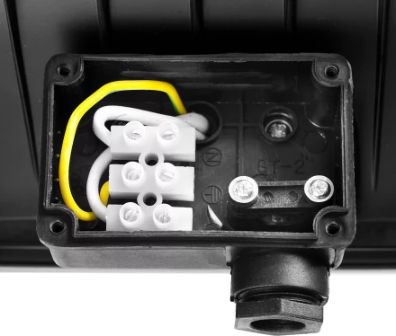 Прожектор STAYER "MASTER" MAXLight галогенный, с дугой крепления под установку, черный, 1000Вт 57105-B купить в Нижневартовске