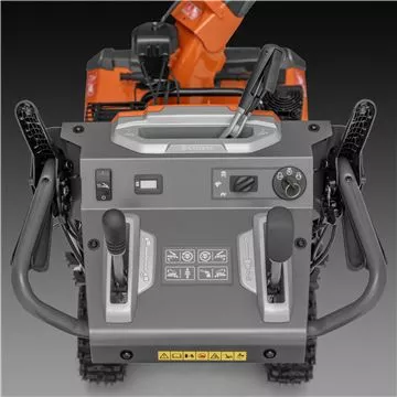 Гусеничный бензиновый снегоуборщик Husqvarna ST 424T купить в Нижневартовске