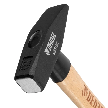 Молоток слесарный, 600 г Denzel, кованый квадратный боек, буковая рукоятка, 10431 купить в Нижневартовске