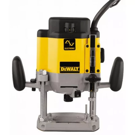 Фрезер DeWalt DW629 купить в Нижневартовске