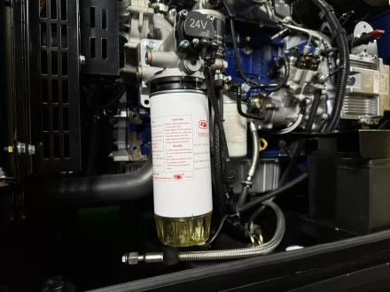 Дизельный генератор Vektor AD-120Y-T400 в шумозащитном кожухе с АВР купить в Нижневартовске