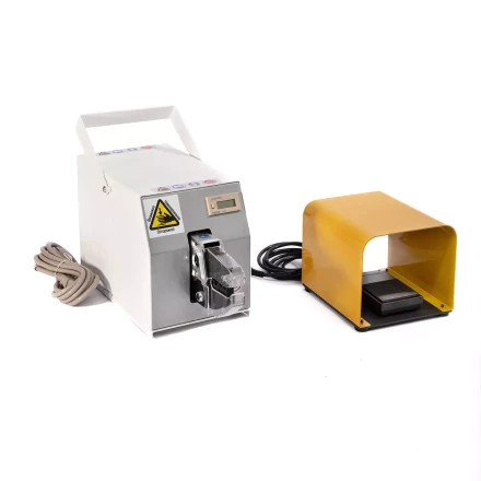 Пресс-клещи электрические КВТ ПКЭ-02 для опрессовки наконечников и разъемов матрицами МПК (91853) купить в Нижневартовске