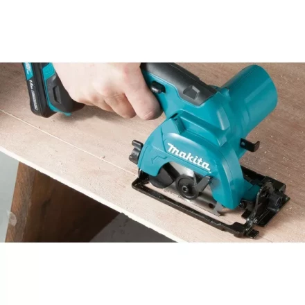 Пила дисковая аккумуляторная Makita HS301DWAE купить в Нижневартовске