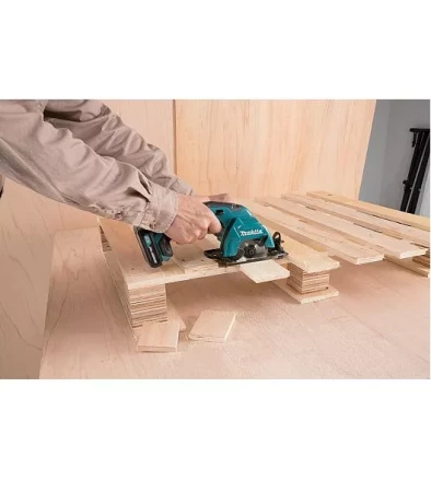 Пила дисковая аккумуляторная Makita HS301DWAE купить в Нижневартовске