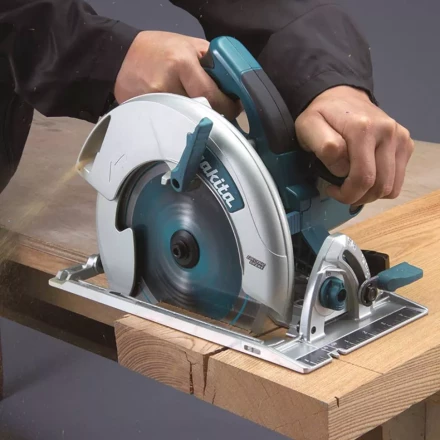 Дисковая пила Makita 5008MGJX2 купить в Нижневартовске