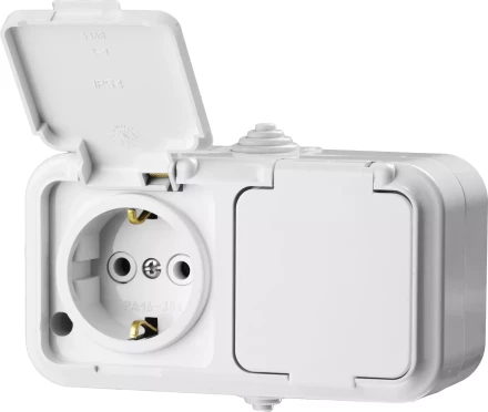 Розетка STAYER "MASTER" "MAXIMA" двухместная, с заземлением, с защитной крышкой, IP54, 16А, 220В 54307-W купить в Нижневартовске