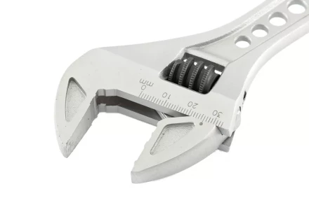 Ключ разводной 250 мм CrV двухкомпонентная ручка GROSS 15562 купить в Нижневартовске