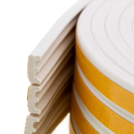 Уплотнитель резиновый, 12 м, профиль "E", белый Сибртех 88911 купить в Нижневартовске