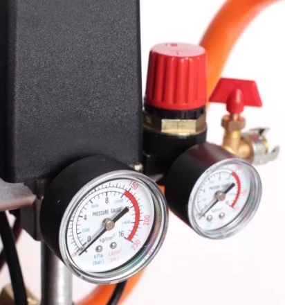 Компрессор масляный поршневой ременной PATRIOT REMEZA СБ 4/С-50 LB 30 A купить в Нижневартовске