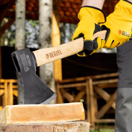 Топор, 1000 г Denzel 21634, кованый, буковое топорище купить в Нижневартовске