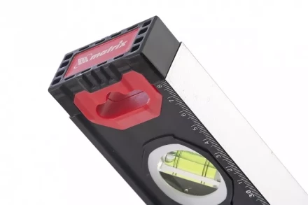 Уровень алюминиевый усиленный 800 мм MATRIX 2 компонентные рукоятки артикул 34362 купить в Нижневартовске