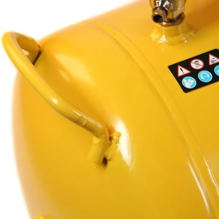 Компрессор воздушный, ременный привод BCI5500-T/270, 5.5 кВт, 270 литров, 850 л/мин Denzel 58129 купить в Нижневартовске