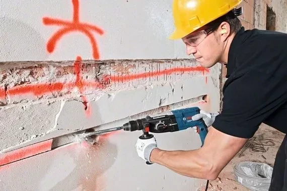 Перфоратор BOSCH GBH 2-28 F (0.611.267.600) купить в Нижневартовске