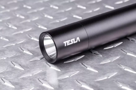 Фонарь-бита TESLA LB-40 33х400 мм купить в Нижневартовске