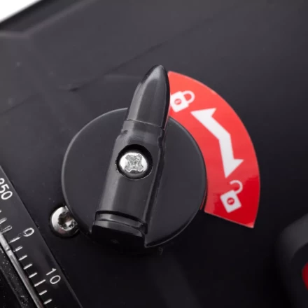 Лазерный уровень ML 06 Green, 30 м, 520 нм, аккумулятор Li 2800 мАч, резьба 5/8" Matrix 35067 купить в Нижневартовске