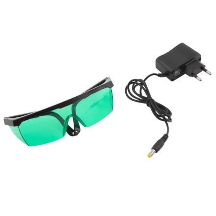 Лазерный уровень ML 06 Green, 30 м, 520 нм, аккумулятор Li 2800 мАч, резьба 5/8" Matrix 35067 купить в Нижневартовске