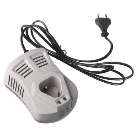 Зарядное устройство ЗУБР 12V 2A V000-006-063 купить в Нижневартовске