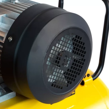 Компрессор воздушный, ременный привод BCI5500-T/200, 5.5 кВт, 200 литров, 850 л/мин Denzel 58128 купить в Нижневартовске