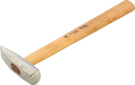 Молоток слесарный 600 г квадратный боек деревянная рукоятка Россия 10271 купить в Нижневартовске