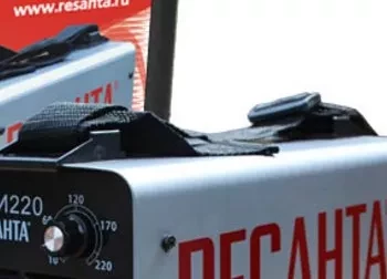 Сварочный инвертор Ресанта САИ-220 в кейсе купить в Нижневартовске