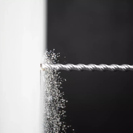 Бур по бетону Denzel, 10 x 460 мм, двойная спираль, три пылеотводящие кромки, 705020 купить в Нижневартовске