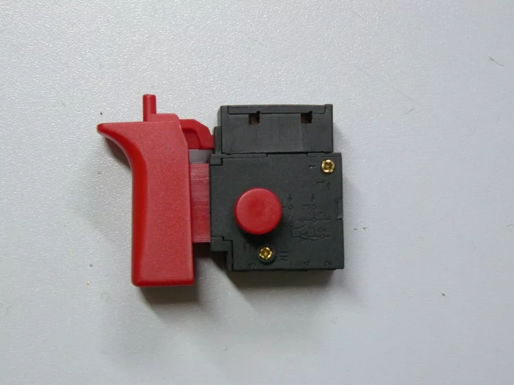 Выключатель FA2-4/1 BEK 4(4)A 250V~ 5E4 V000-000-677 купить в Нижневартовске