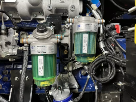 Дизельный генератор Vektor AD-70Y-T400 в шумозащитной кожухе купить в Нижневартовске