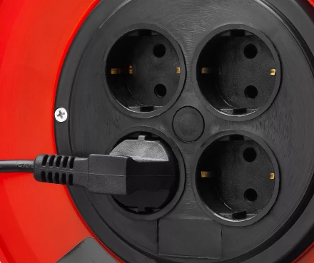 Удлинитель на катушке "ПВС 307", 40 м, 2500 Вт, 4 гнезда, ПВС 3х0,75 кв мм, ЗУБР 55083-40 купить в Нижневартовске