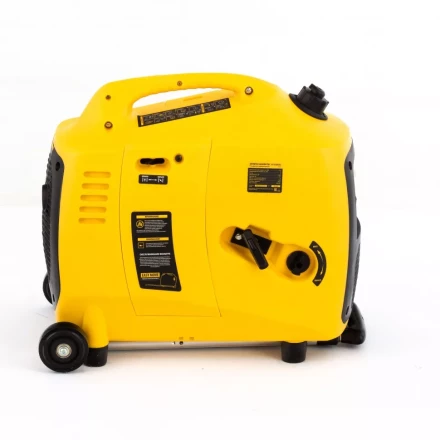 Генератор инверторный GT-3200iSE, 3.2 кВт, 230 В, бак 6 л, закрытый корпус, электростартер Denzel 94703 купить в Нижневартовске